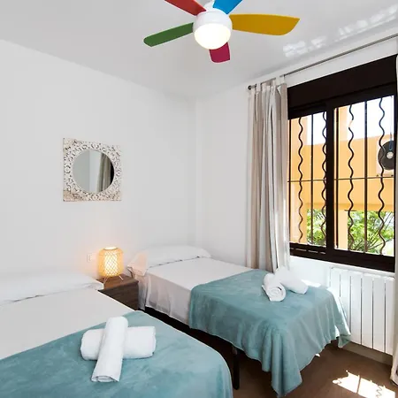 Apartamento Piso Pueblo Con Vista, Piscina Y Tranquilidad *